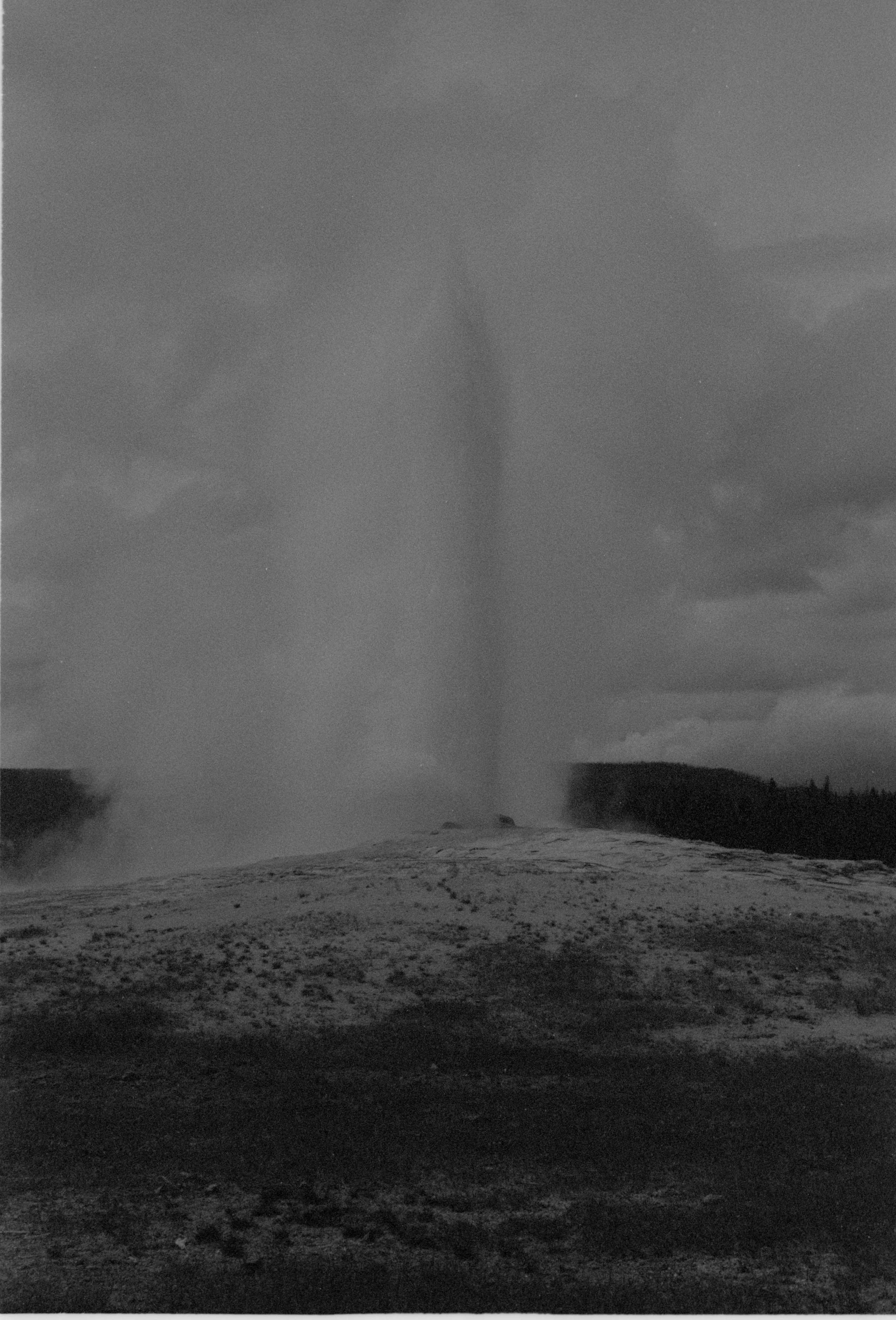 000610 A33 Old Faithful