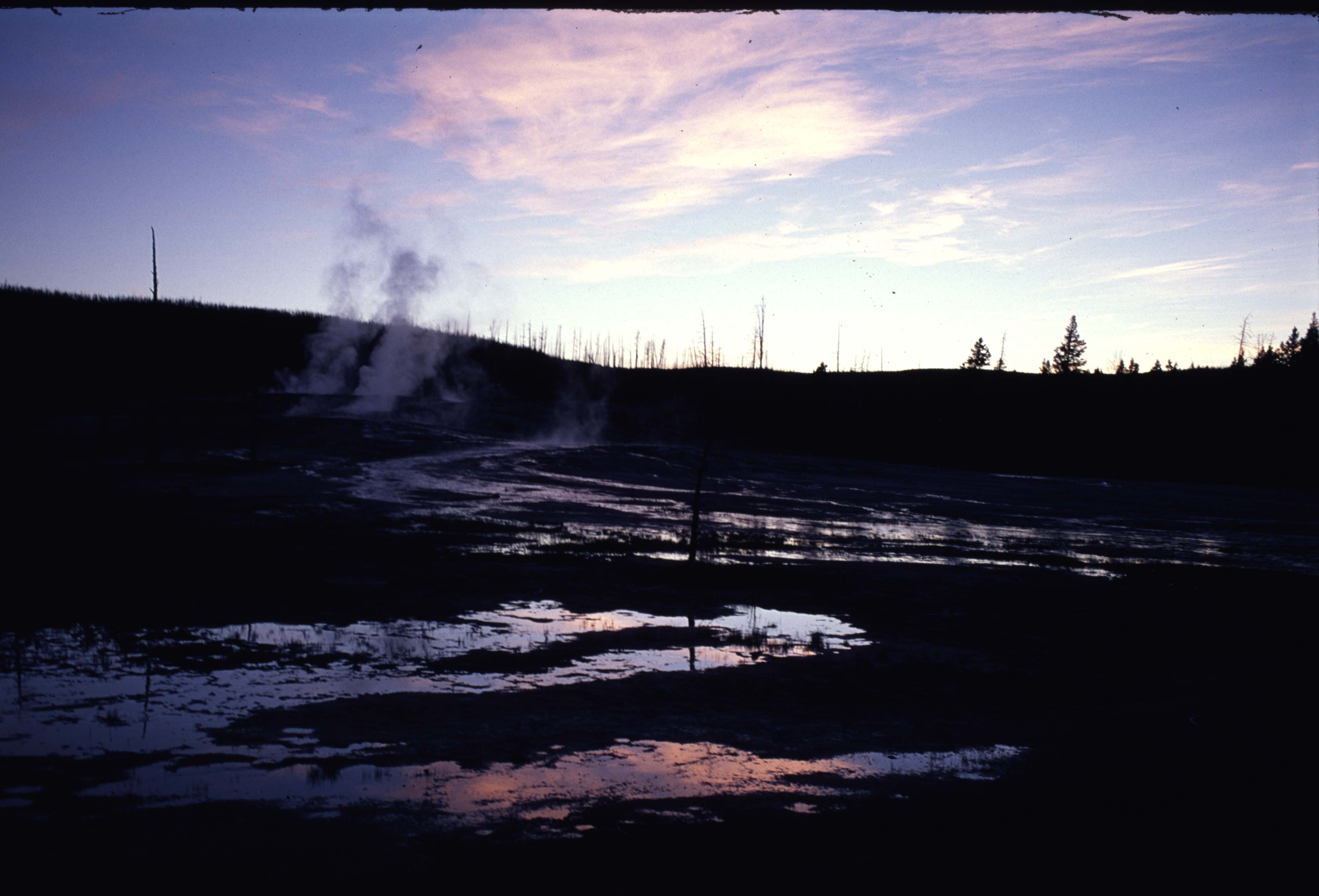 000613 I16 Upper Basin Night Walk