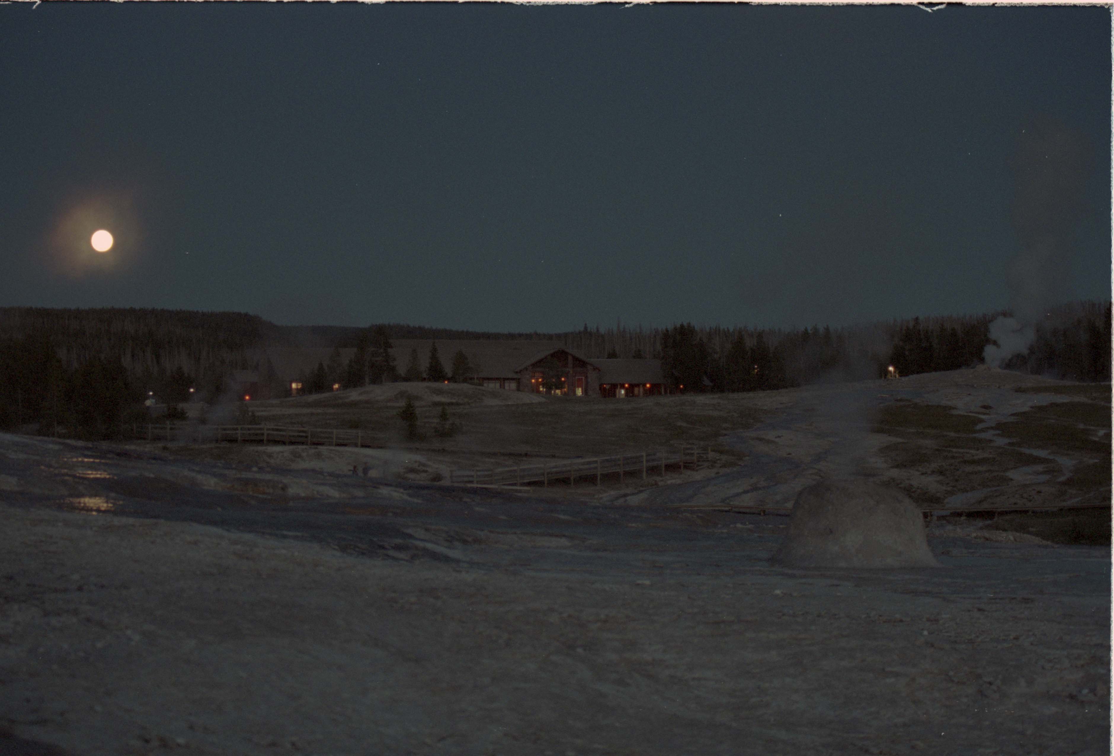 000616 M120 Upper Basin  Moonrise