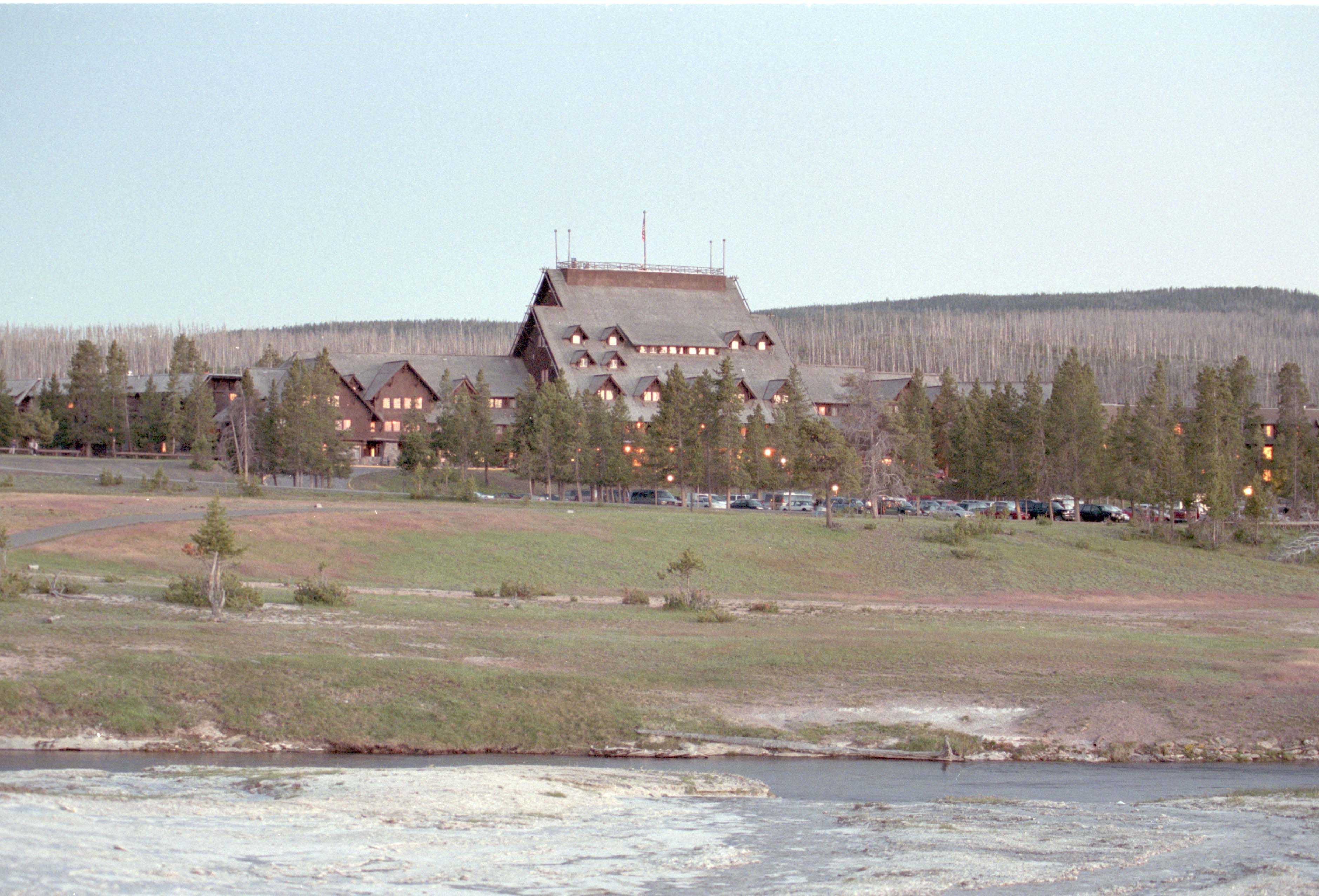 000616 M291 Upper Basin  Moonrise